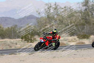 media/Jan-15-2026-Racers Edge (Thu) [[dfebeb70ab]]/3-B Group/Session 4 (Turn 6 Inside)/